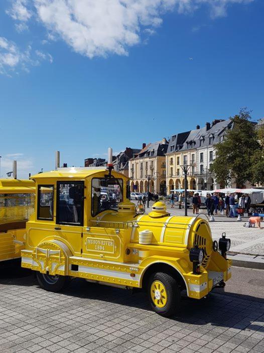 QUAI 65, 3 pièces sur le port, à 250 m de la rue piétonne et de la mer Dieppe Esterno foto