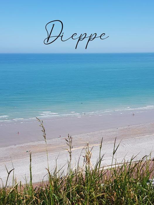 QUAI 65, 3 pièces sur le port, à 250 m de la rue piétonne et de la mer Dieppe Esterno foto