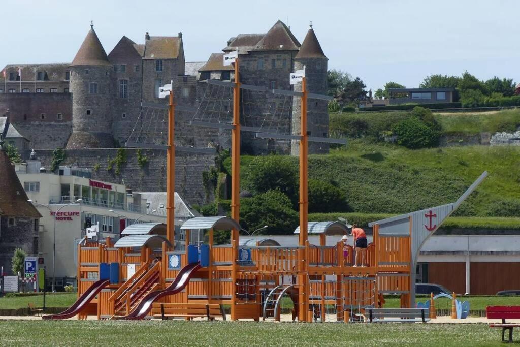 QUAI 65, 3 pièces sur le port, à 250 m de la rue piétonne et de la mer Dieppe Esterno foto