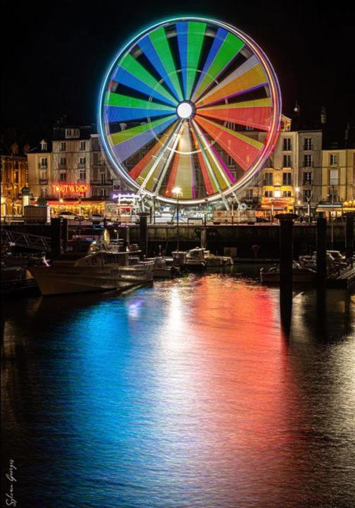 QUAI 65, 3 pièces sur le port, à 250 m de la rue piétonne et de la mer Dieppe Esterno foto